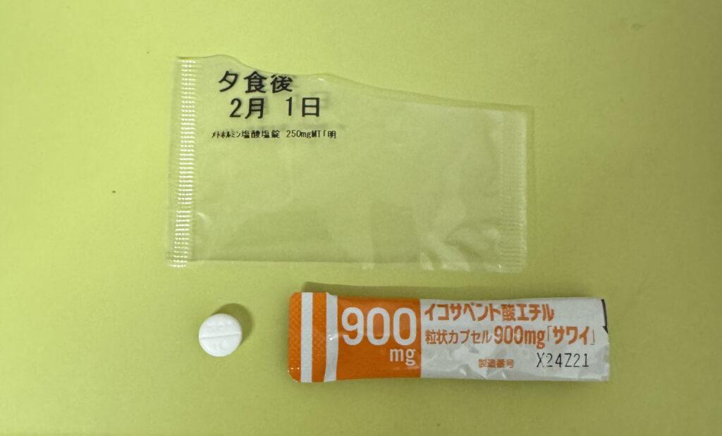 脳梗塞治療中に服用している夕食後の処方薬一覧