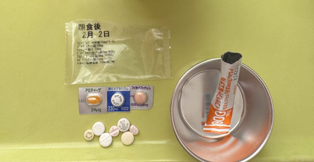 脳梗塞治療中に服用している朝食後の処方薬一覧